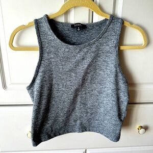 TWO Zobha Athletic Tank Tops Grey and Green